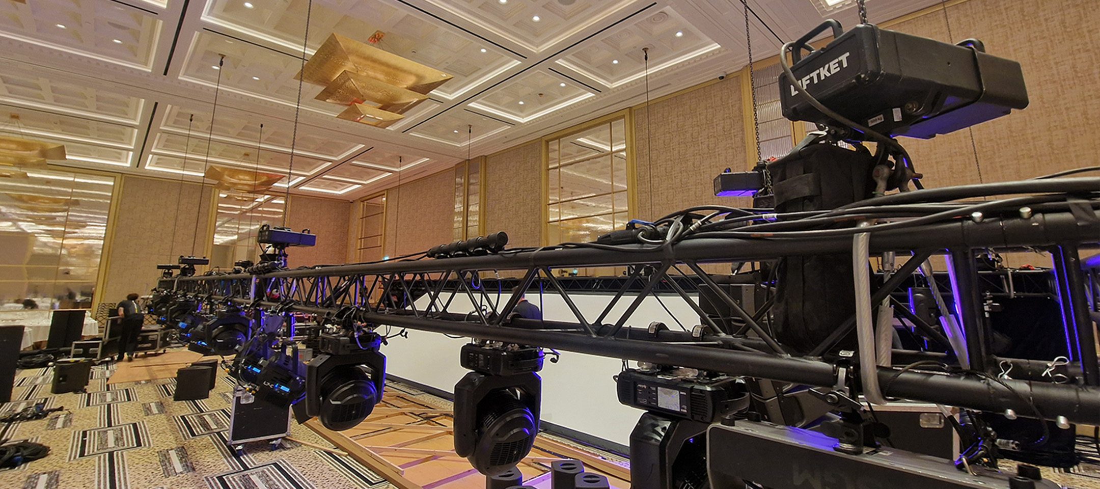 chain hoist lifting box truss beam with lighting rigging