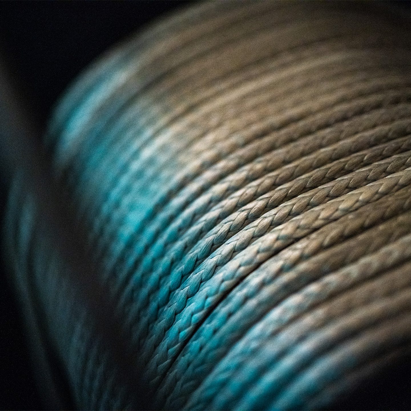 Kevlar cord as part of rigging equipment and lifting equipment.