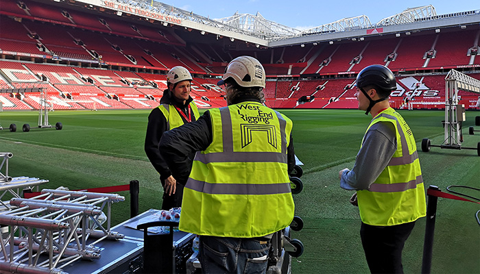 rigging manchester united fc at old trafford 2019 2025 thumbnail